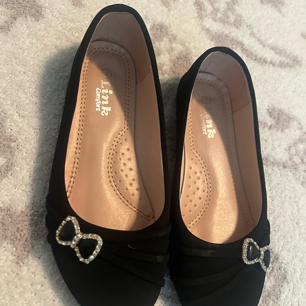 Girls Black Flats with Bow Detail